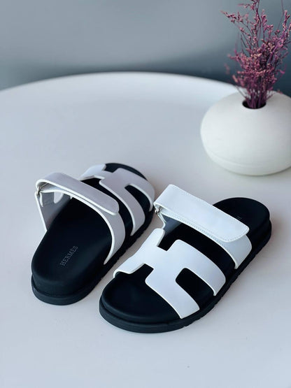 Hermes
Size 36_41
Super high quality* 
450 dhs🪙🌨️

Zain176
♥️♥️♥️