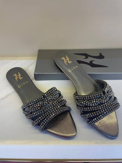 Gina 
flats new arrive 
Size 36-41 available
120 dhs❤️

Zain88
♥️♥️♥️