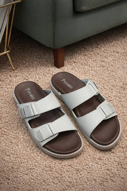 slippers for men good quality  with box and paper bag size available (40to46) 6to12) 
180 dhs❣️

Zain59
♥️♥️♥️