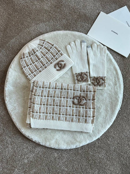 *BRAND- CHANEL ❗*
*❗3pcs set❗*
*SUPER MASTER QUALITY ❗*
*WITH PAPERBAG❗*
For Price 👇 WTSP Text Zain 0568585901

Zain267
♥️♥️♥️