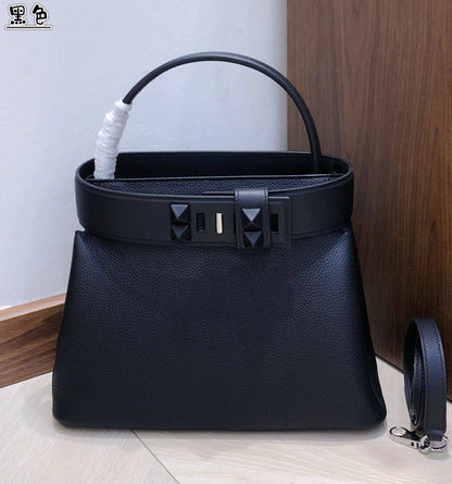 Hermes 
Master
top quality 
420 dhs❣️
#27cm💕💕🙋‍♂️

Zain228
♥️♥️♥️