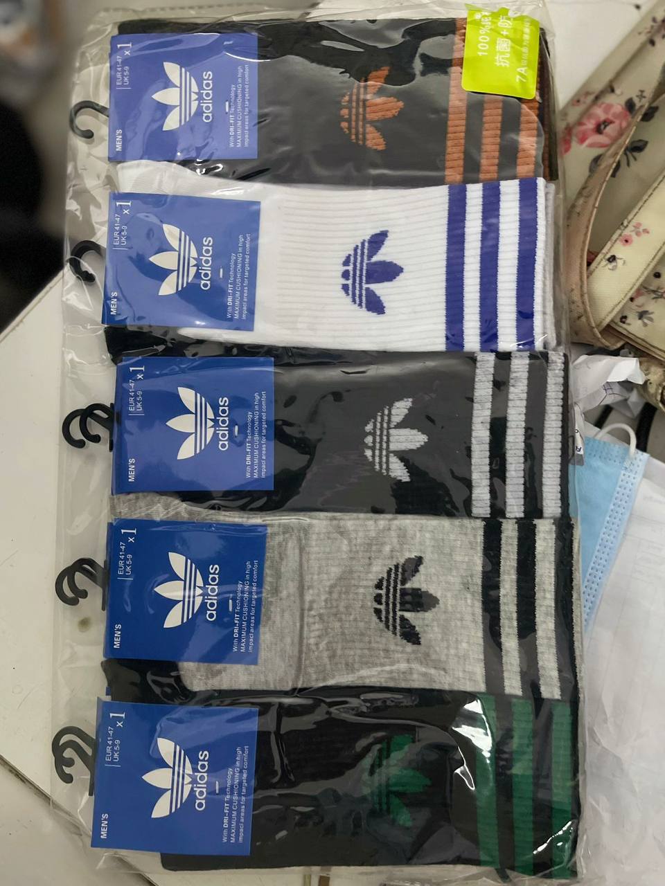 Socks 
10 pcs pack 

55 dhs🇦🇪

Zain27
♥️♥️♥️