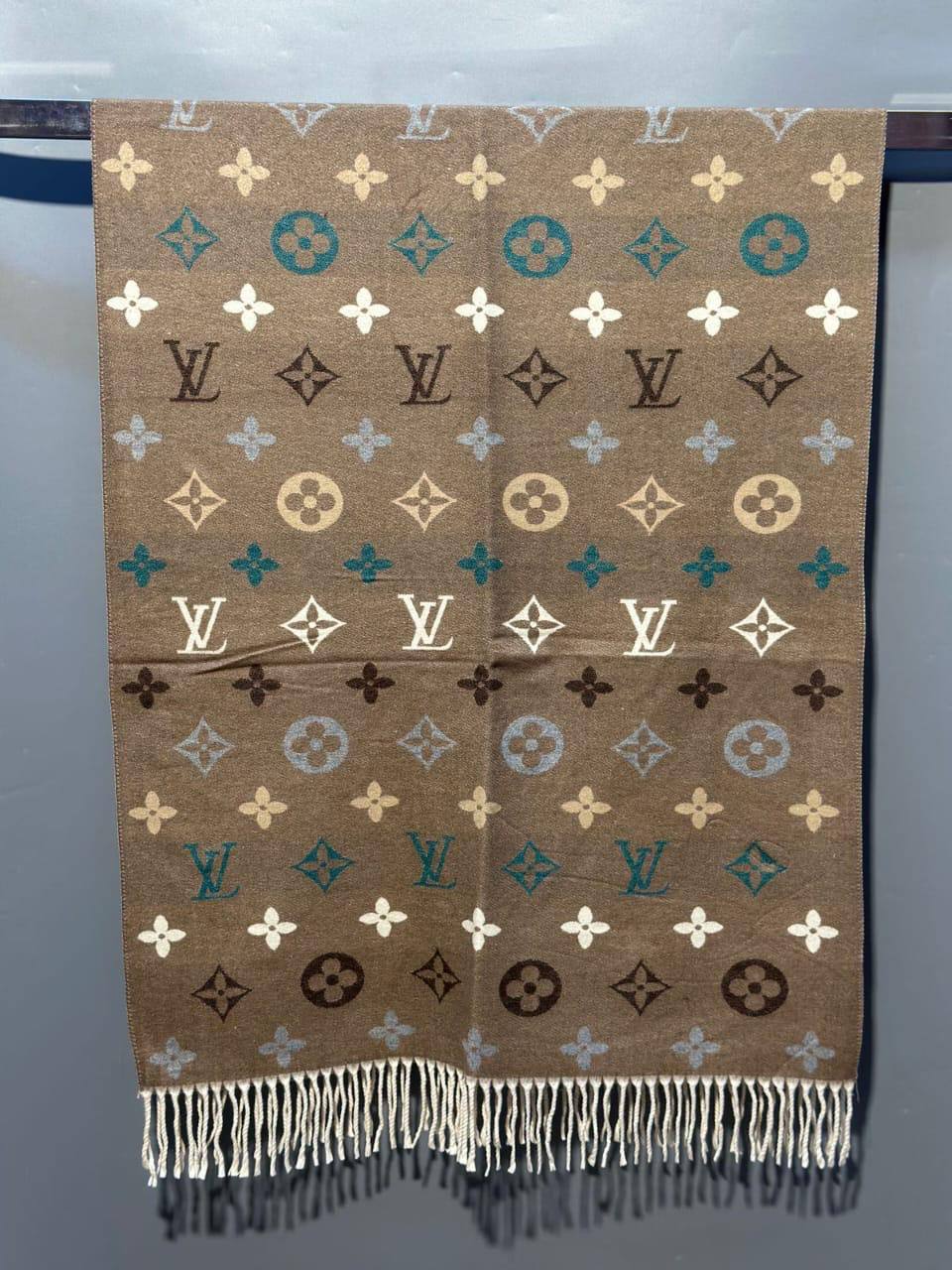 NEW CAME
SCARF
GOOD QUALITY
45 dhs🪙💚
SIZE: 185*65

Zain40