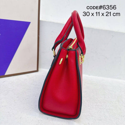 PRADA ʜᴀɴᴅʙᴀɢ
ᴡɪᴛʜ ɢᴏʟᴅ ʜᴀʀᴅᴡᴀʀᴇ
ɪᴛ ʜᴀs ʟᴏɴɢ ʙᴇʟᴛ sᴛʀᴀᴘ
sɪᴢᴇ : 30 cm

75 dhs💓

Zain31
♥️♥️♥️
