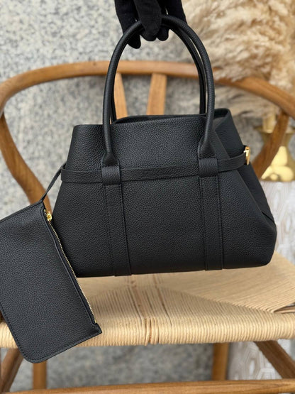 LORO PIANA
26cm
380 dhs🪙🌨️
Top quality

Zain167
♥️♥️♥️