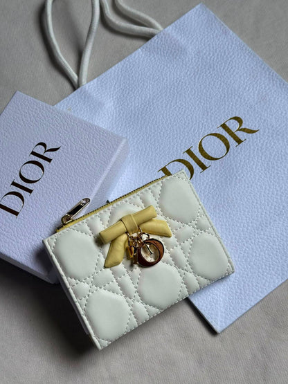 Dior

Super Master

320 dhs🇦🇪🇦🇪🇦🇪

Zain275
♥️♥️♥️