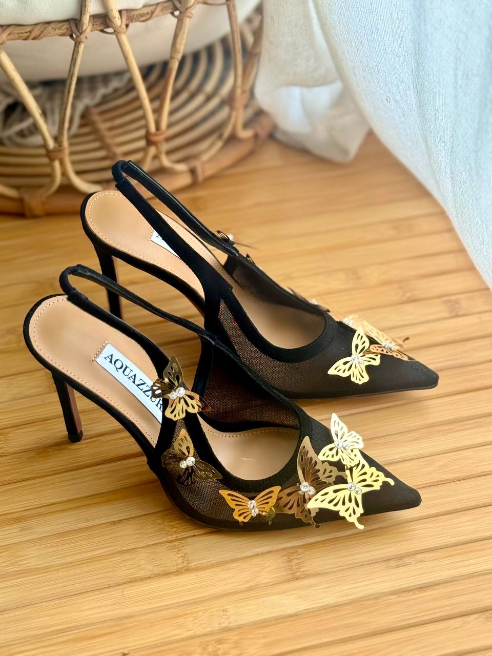 Aquazzura
Vip quality 
Size:36 to 41
450 dhs🇦🇪🇦🇪

Zain303
♥️♥️♥️