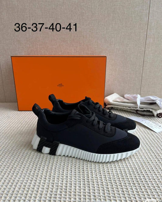 HERMES SHOES
GOOD QUALITY✅
120 dhs🪙🌨️
Size 36 TO 41

Zain40
♥️♥️♥️