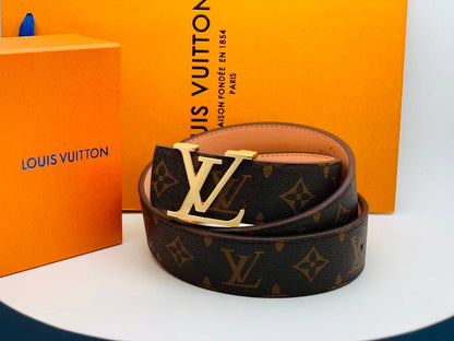Belts
With box 
35 dhs🇦🇪🇦🇪

Zain93
♥️♥️♥️