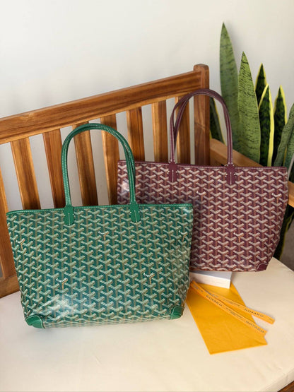 GOYARD 

Super Master Quality 
With zipper 
Size PM 

For Price 👇 WhatsApp✅
0568585901 
0507557372
0552275751 Owner Zain 👌

Zain321
♥️♥️♥️