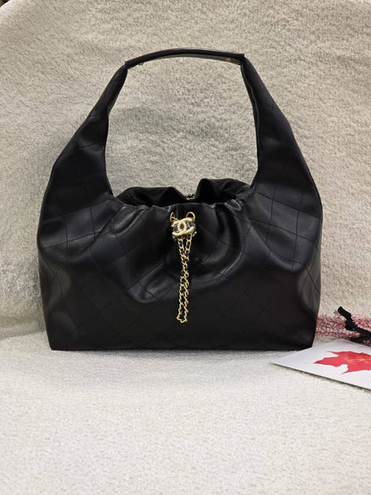 Chanel
Master
         With Box
🎁🎁🎁

260 dhs👑

Zain131
♥️♥️♥️