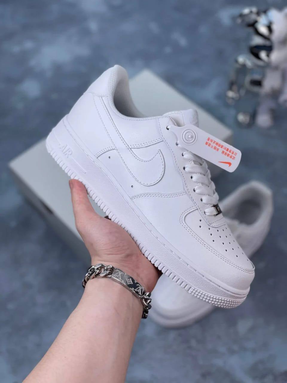 Nike
Size 40 to 45  
110 dhs✅
master quality

Zain27
♥️♥️♥️