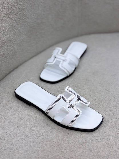 Hermes 
100 dhs🇦🇪🇦🇪
Size 36-42

Zain55
♥️♥️♥️