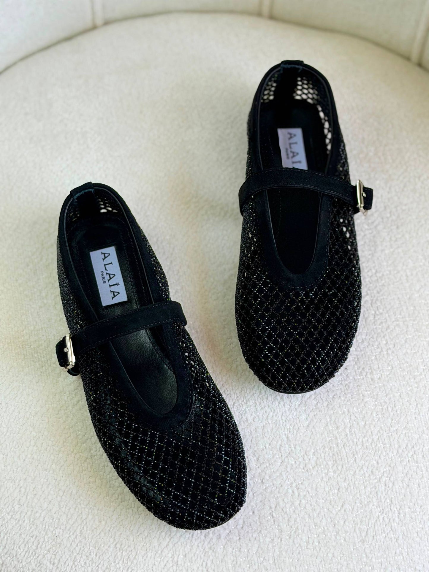 ALAIA
Super *AAA* *+* Quality 💯 
With original packing🎁🎁
SIZE:36and41
Available now
450 dhs✅

Zain309
♥️♥️♥️