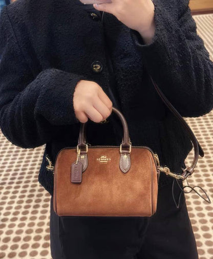 Coach 
Master
🌹🥰18cm 
210 dhs❤️

Zain248
♥️♥️♥️