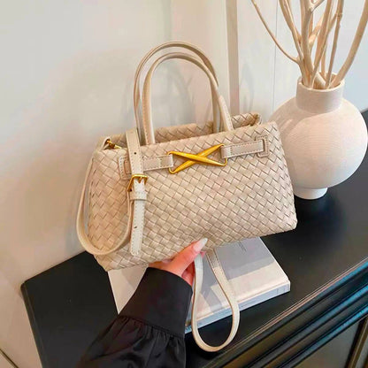 BOTTEGA 
GOOD QUALITY 
120 dhs✅

Zain39
♥️♥️♥️