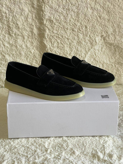 PRADA 
SuperMaster Quality 💯
450 dhs❣️
Size: 36-41💥

Zain171
♥️♥️♥️