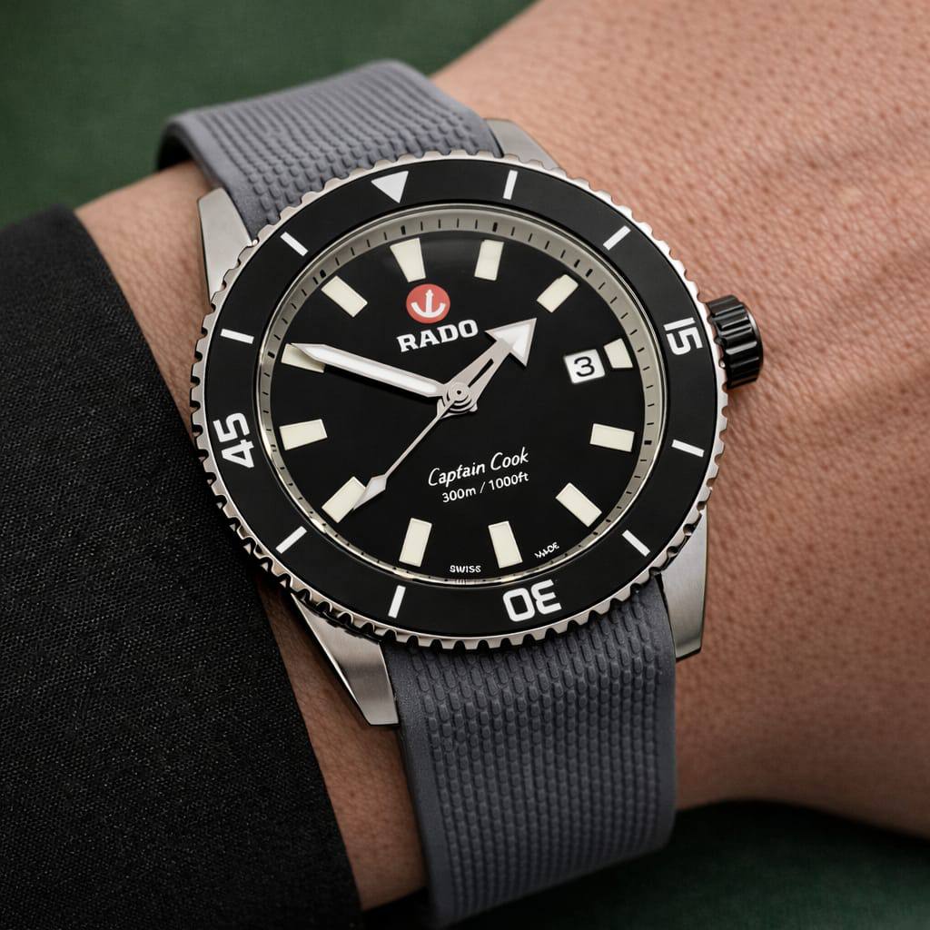 Rado Captain Cook watch for men good quality 
260 dhs👑
automatic

Zain59
♥️♥️♥️