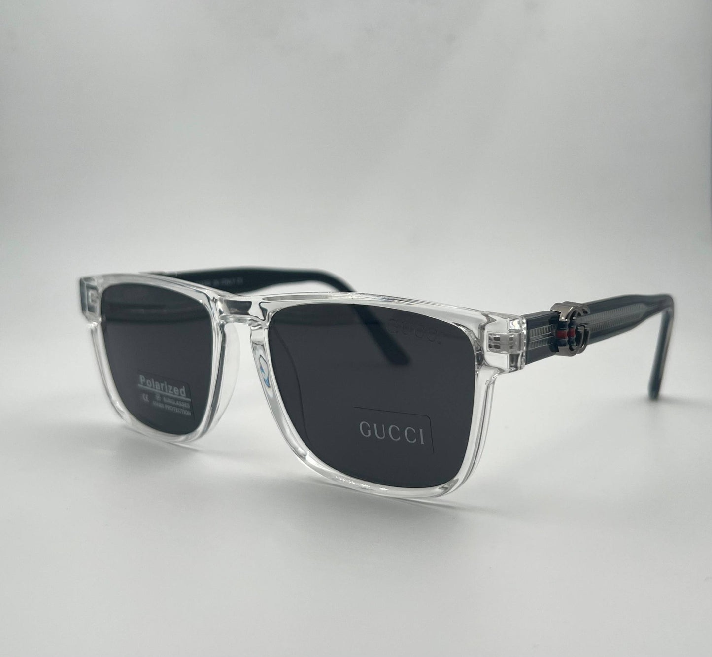 Gucci💥
Sunglasses 🕶️ 
good quality 💯
With master box 🗃️ 
50 dhs❤️

Zain273
♥️♥️♥️