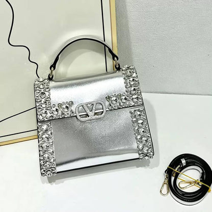 VALENTINO 

COPY ONE 
NEW CAME 

WITH BOX 
175 dhs🇦🇪🇦🇪

Zain39
Zain295
♥️♥️♥️