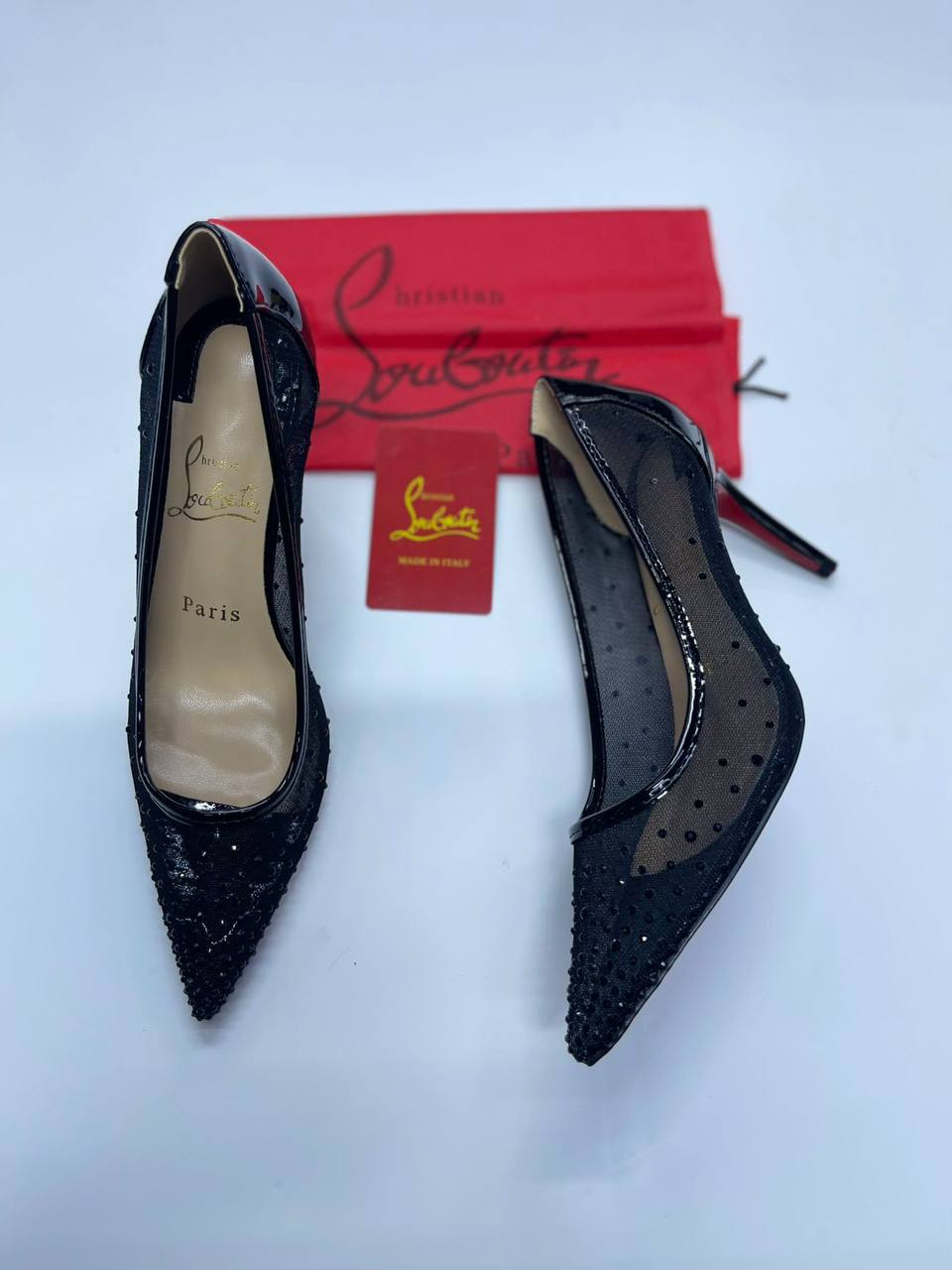 Christian louboutin
Size 36-41
120 dhs🪙💚

Zain21
♥️♥️♥️