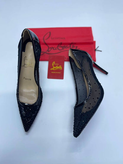 Christian louboutin
Size 36-41
120 dhs🪙💚

Zain21
♥️♥️♥️