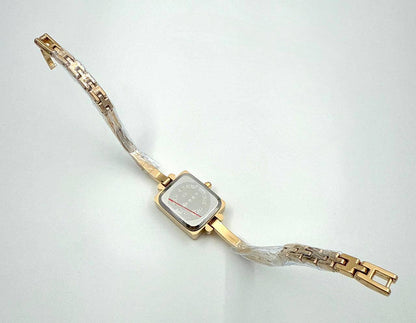 Gucci
60 dhs🪙💕

Zain45
♥️♥️♥️