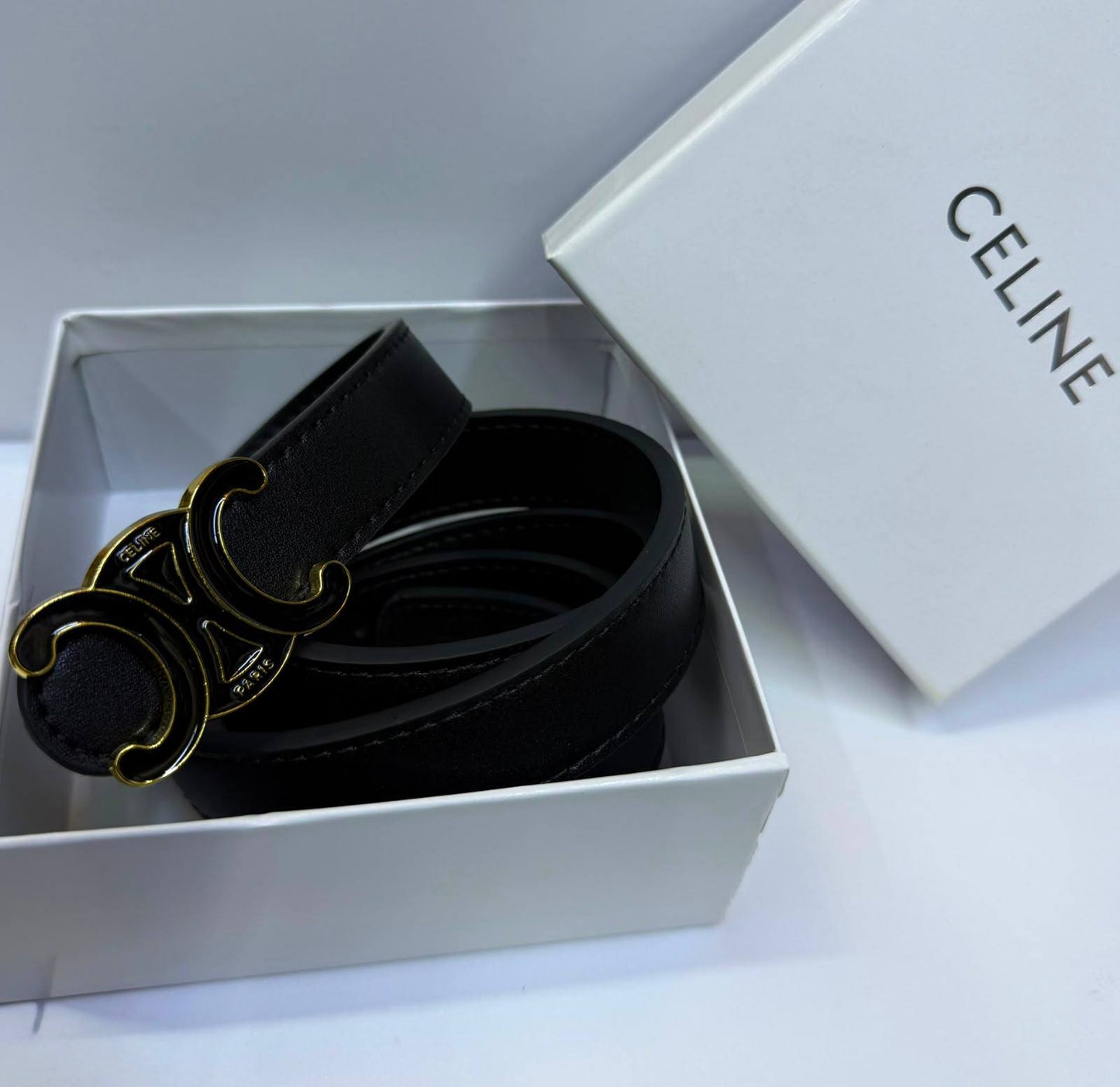 Belts 
With box
40 dhs✅

30 dhs✅ No Box

Zain93
♥️♥️♥️