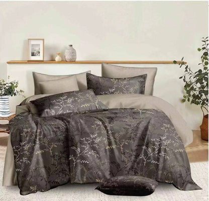 New collection 🌹🌹🌹
Give you best life 💥💥💥
Comfort set 
King size comfort 6pcs set 
1 comfort 
1 bedsheets 
4 pillowcases 
6pcs set
115 dhs🪙🌨️

Zain99
♥️♥️♥️
