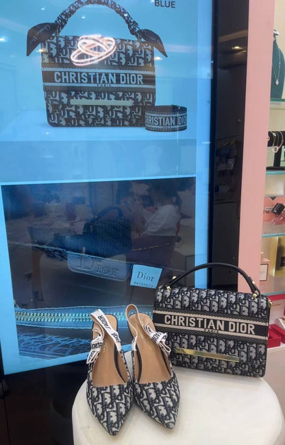 Dior offer

195 dhs 

 Valvet pretty shop 
♥️♥️♥️

Zc