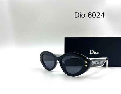 Dior  New💥*
Sunglasses 🕶️ 
good quality 💯
With master box 🗃️ 
50 dhs✅

Zain273
♥️♥️♥️