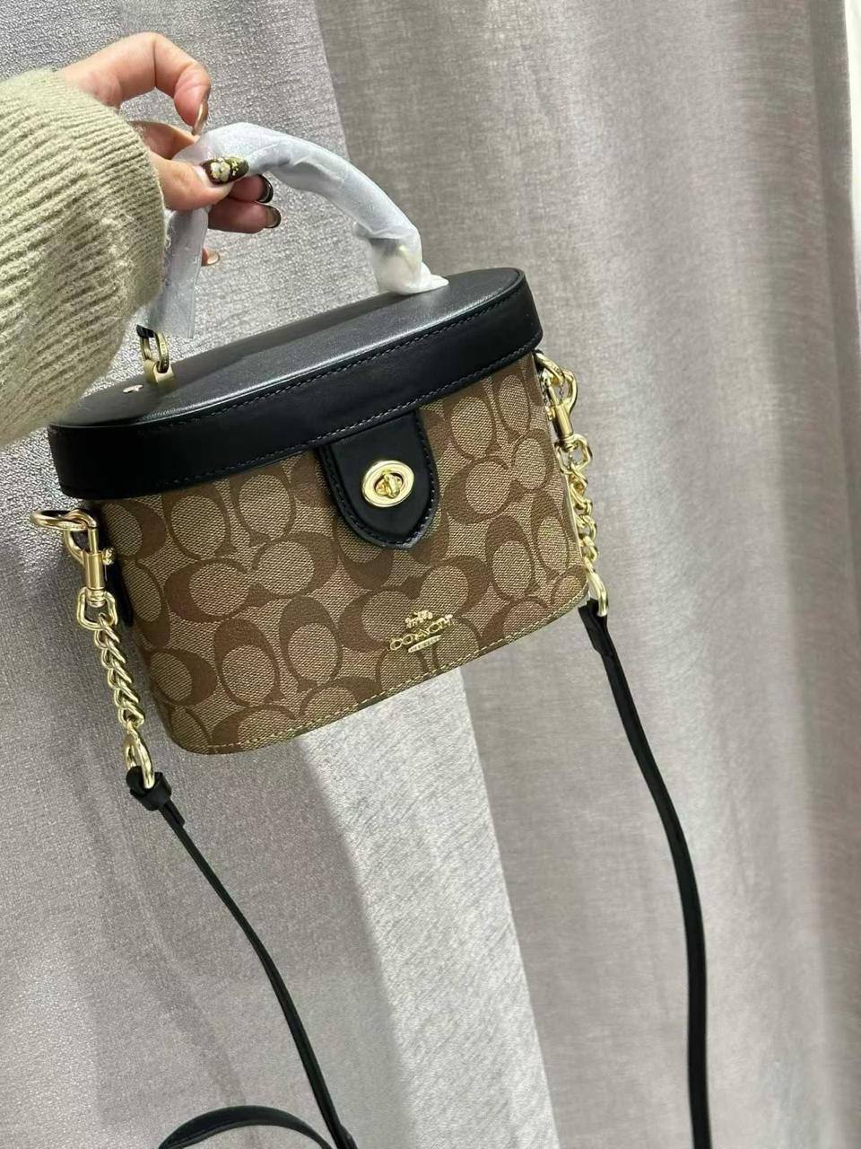 Master Bags
For Price 👇 WhatsApp✅
0568585901 
0507557372
0552275751 Owner Zain 👌

Zain314
♥️♥️♥️