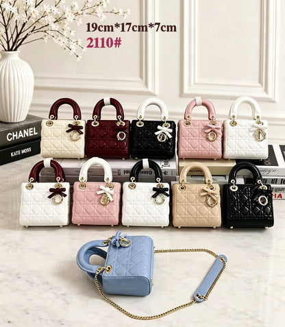 DIOR 

NEW CAME 

HIGH QUALITY 
WITH BOX 

125 dhs🇦🇪🇦🇪

Zain39
♥️♥️♥️