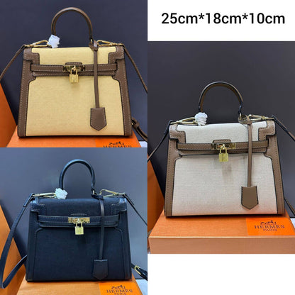 HERMES 

NEW CAME 
GOOD QUALITY 
WITH BOX 
100 dhs🇦🇪🇦🇪

Zain39
♥️♥️♥️