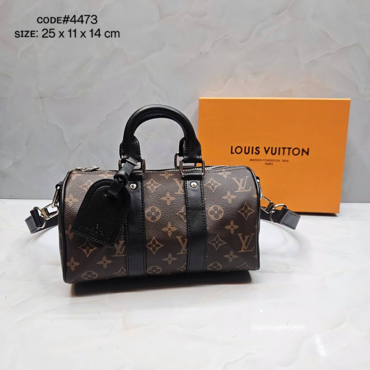LV ᴜɴɪsᴇx
ᴋᴇᴇᴘᴀʟʟ ʙᴀɴᴅᴏᴜʟɪᴇ̀ʀᴇ 25
sɪᴢᴇ : 25 cm
ᴡɪᴛʜ BOX
🎁🎁🎁

105 dhs🪙💕

Zain31
♥️♥️♥️