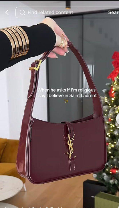 YSL Hobo

First quality +🎁

Size: 25.5 * 15 * 7cm
Withbox

85 dhs🇦🇪🇦🇪

Zain115
♥️♥️♥️