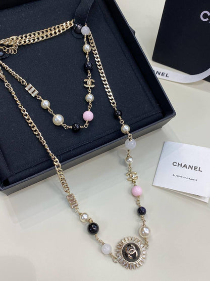 CHANEL 
MASTER💫✨
NECKLACE 
95 DHS✅
WITH BOX AND PAPER BAG🛍️🎁

Zain89
♥️♥️♥️