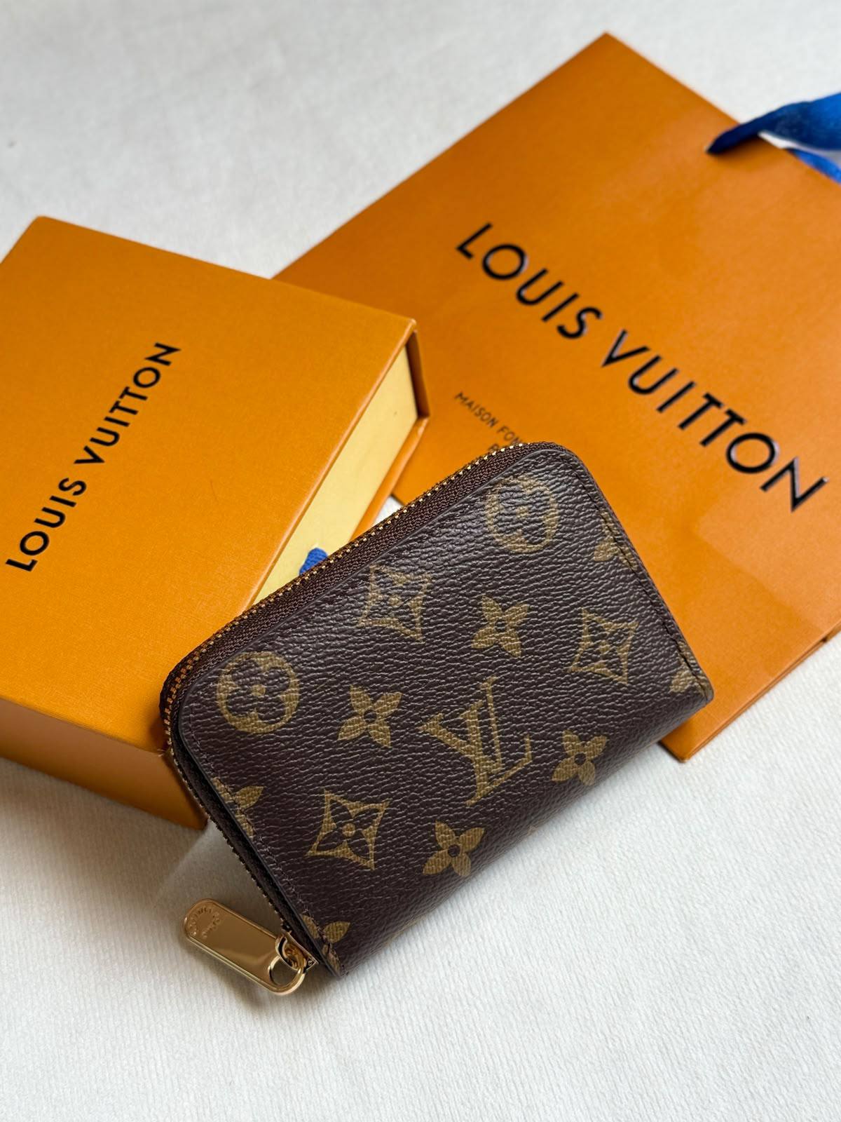 Lv

Super master

320 dhs🇦🇪🇦🇪

Zain275
♥️♥️♥️