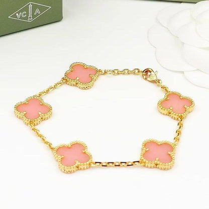 VCA BRACELET
5 Flower 🍀
MASTER QUALITY✨💫
55 DHS🇦🇪🇦🇪
WITH BOX AND PAPER BAG🛍️🎁

Zain89
♥️♥️♥️