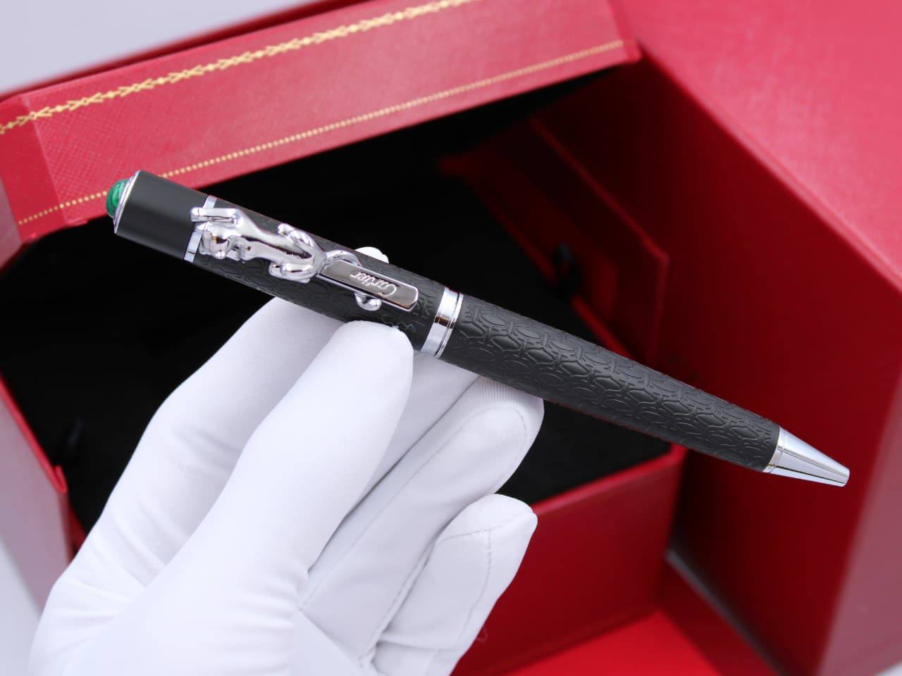 Cartier
Master pen
with Brand box 🎁
95 dhs✅

Zain304
♥️♥️♥️