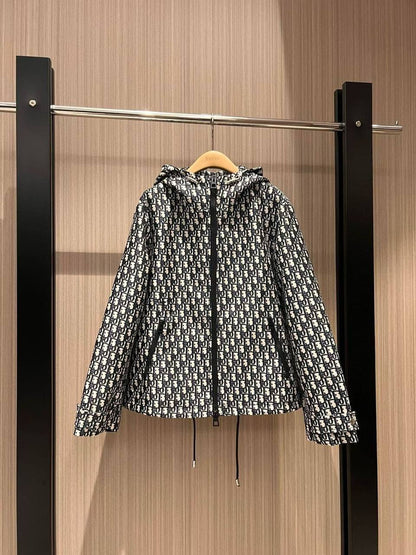 *New collections     
230 dhs🇦🇪🇦🇪
*good  quality  
*Sizes:S M L * 
*AVAILABLE NOW*🥰🛍️🛍️

Zain231
♥️♥️♥️