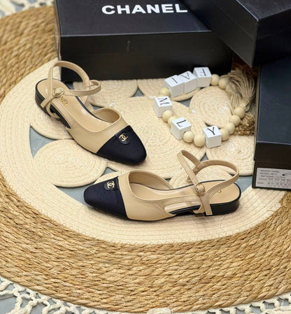 Chanel flat 

Size 36 to 41 

110 dhs🇦🇪🇦🇪

Zain80
♥️♥️♥️