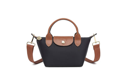 NEW CAME 

LONG CHAMP 

BAG GOOD QUALITY 

65 DHS🇦🇪🇦🇪🇦🇪

 SIZE: 25-12-9cm

Zain40
♥️♥️♥️