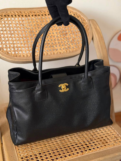 CHANEL
36cm
360 dhs🇦🇪🇦🇪

MASTER QUALITY
With box🎁

Zain167
♥️♥️♥️