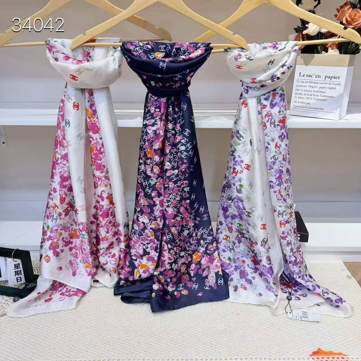New Silk Scarf 🧣 
40 dhs🇦🇪🇦🇪🇦🇪

Zain232
♥️♥️♥️