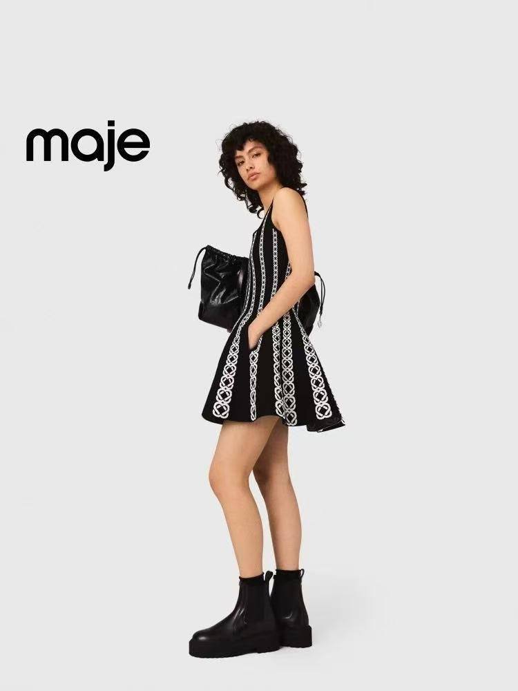 Have Size
290 dhs💓

Zain262
♥️♥️♥️