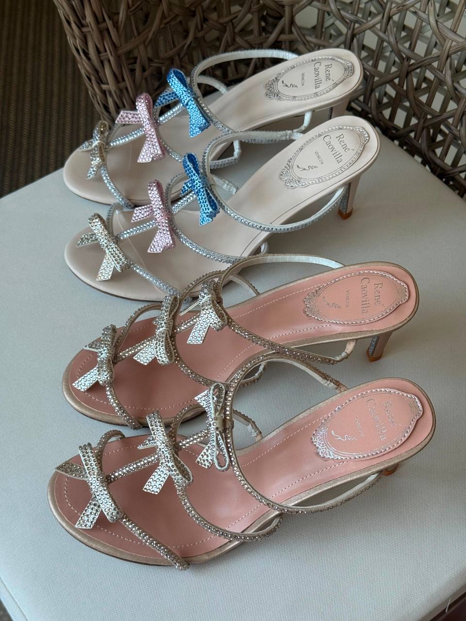 🖤✨  RENE COVALI  ✨🖤
🤩 Available New Arrival 🤩
😍😍 Super Master Quality 😍😍
👠 Size: 36 to 41
💎 Premium Quality
450 dhs✅

Zain198
♥️♥️♥️