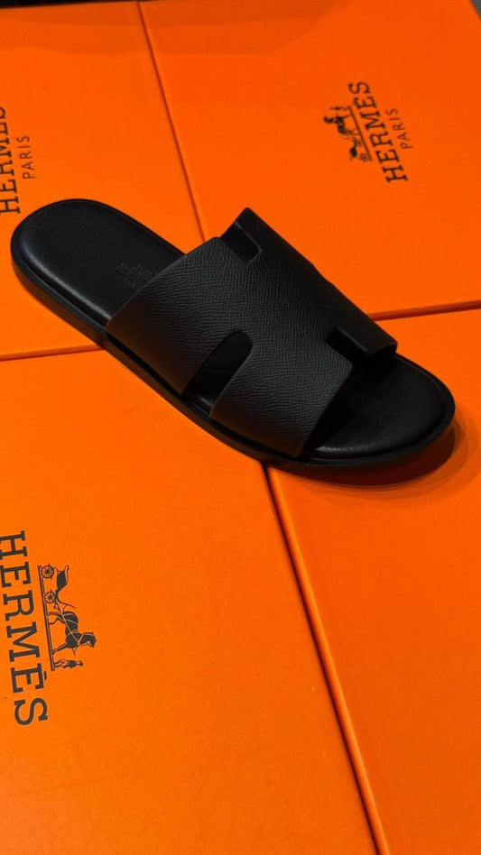 Hermes
Size 40-45⚡️
110 dhs💓

Zain83
♥️♥️♥️