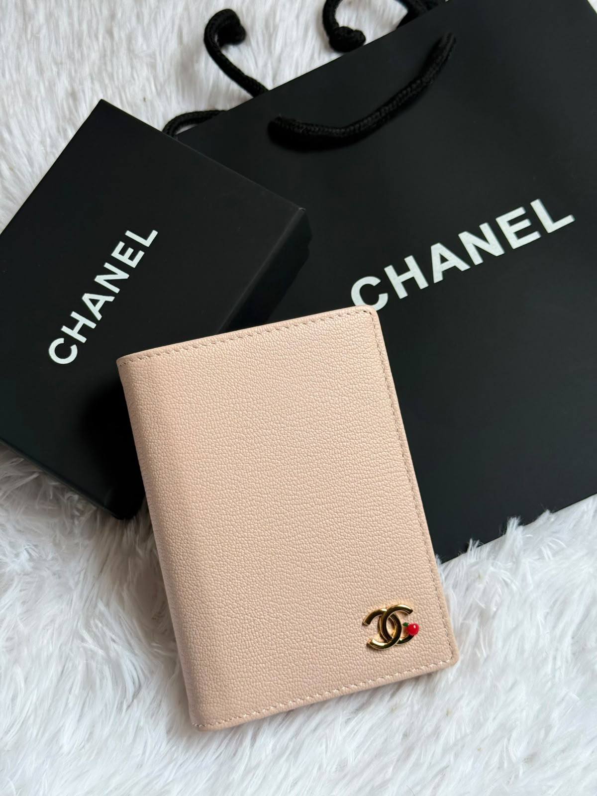 Chanel

Super Master

380 dhs🇦🇪🇦🇪

Zain275
♥️♥️♥️