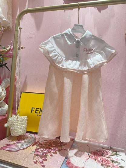 Fendi
1-10y 
130 dhs✅

Zain151
♥️♥️♥️